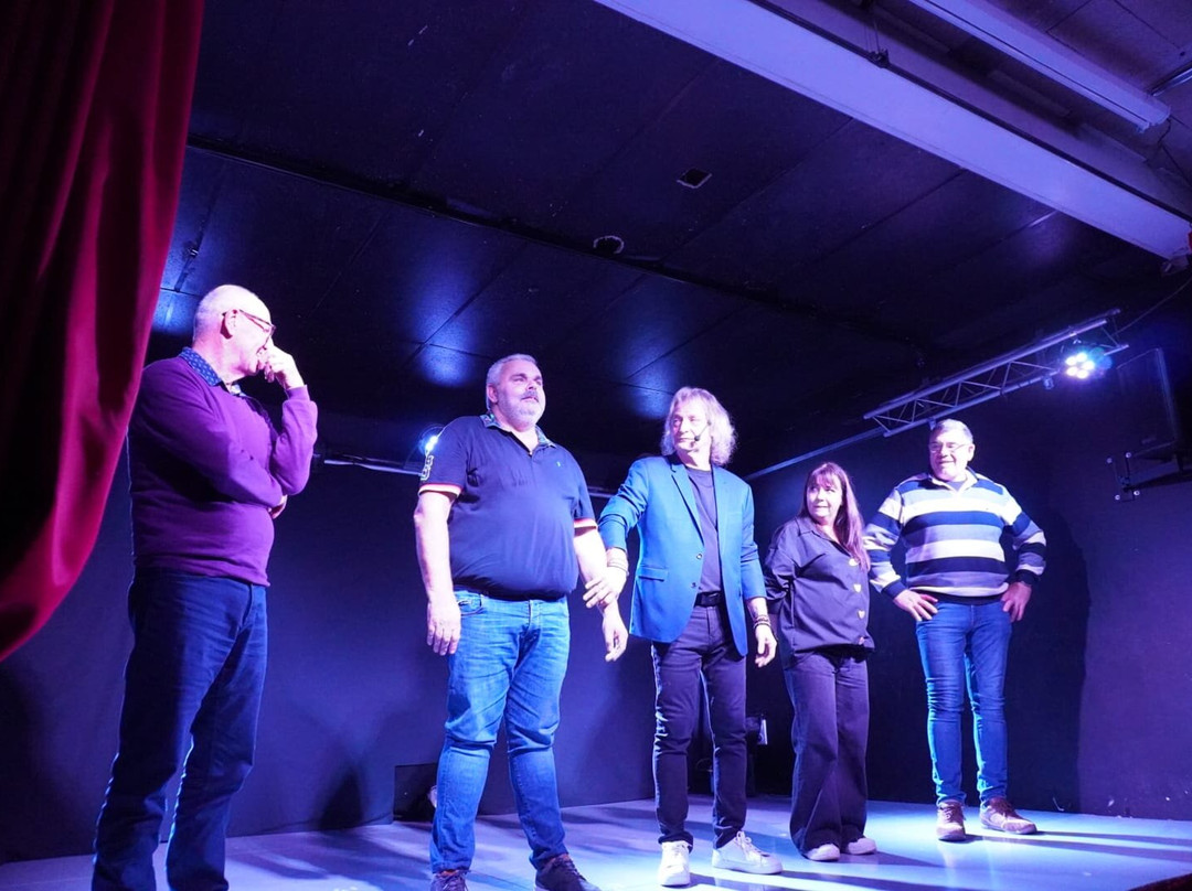 Les Folies Fermières-Garrigues必去景点