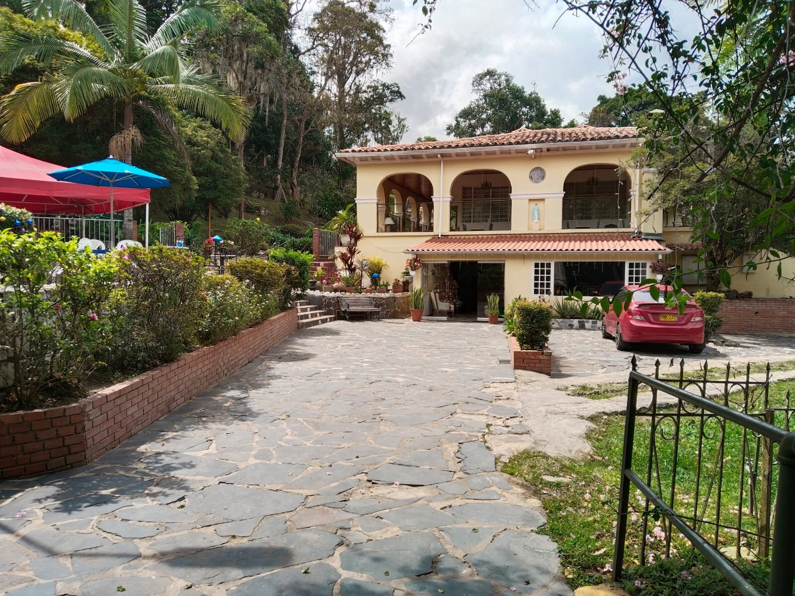 Hotel California Pacho-浴室