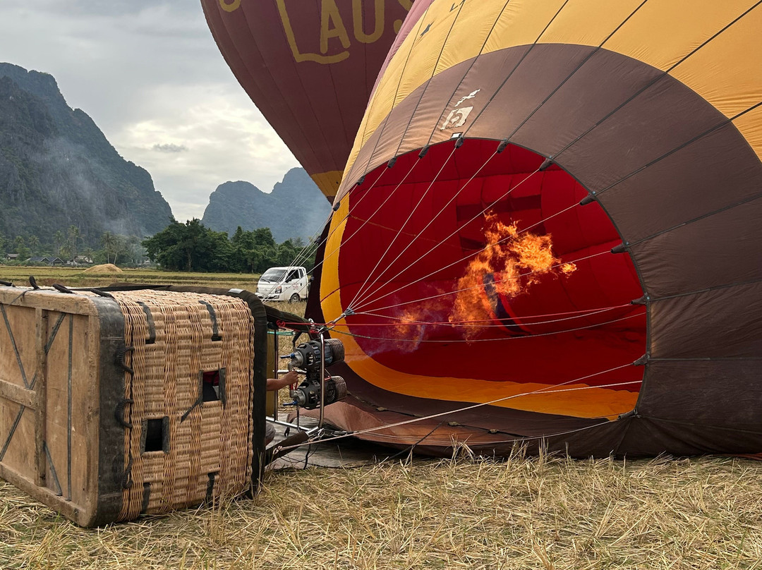 Above Laos Ballooning Adventures-旺阳必去景点