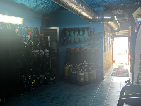 Mero Diving Center-Canico必去景点