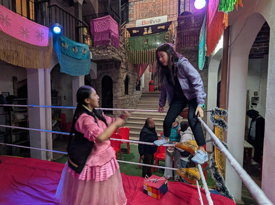 Cholitas Wrestling-拉巴斯必去景点