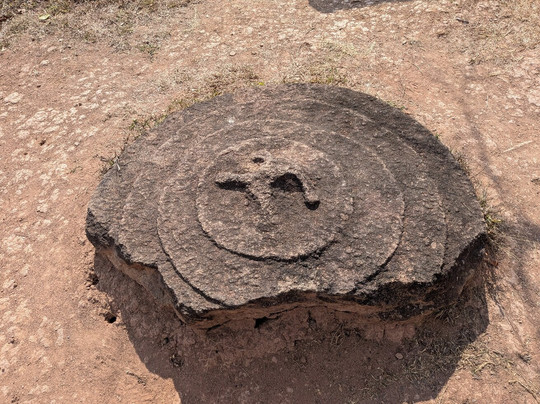 Tey Lassada. Professional Tour guide and driver-Phonsavan必去景点