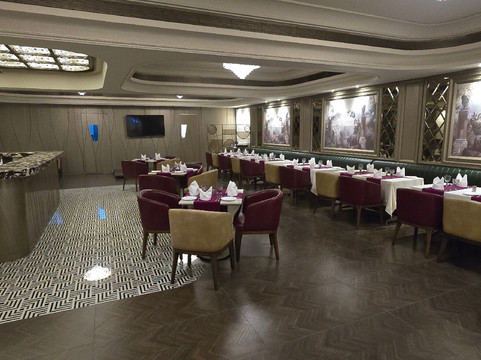 Hotel Nirvana Gateway