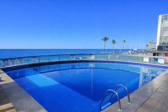 萨尔瓦多蒙帕斯库亚尔海滩酒店-泳池