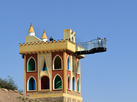Castillo de cristal-Raquira必去景点