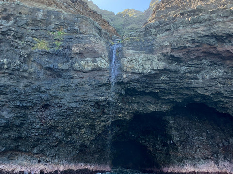 Makana Charters and Tours-卡慕也拉必去景点