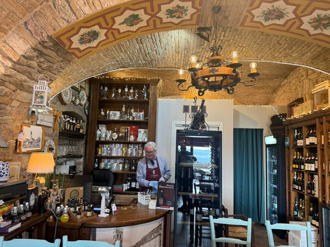 Enoteca Lombardi-阿西西必去景点