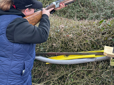 Chessgrove Shooting School-Longhope必去景点