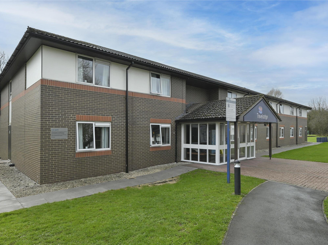 切本哈姆酒店住宿-Travelodge Chippenham Leigh Delamere M4 Westbound