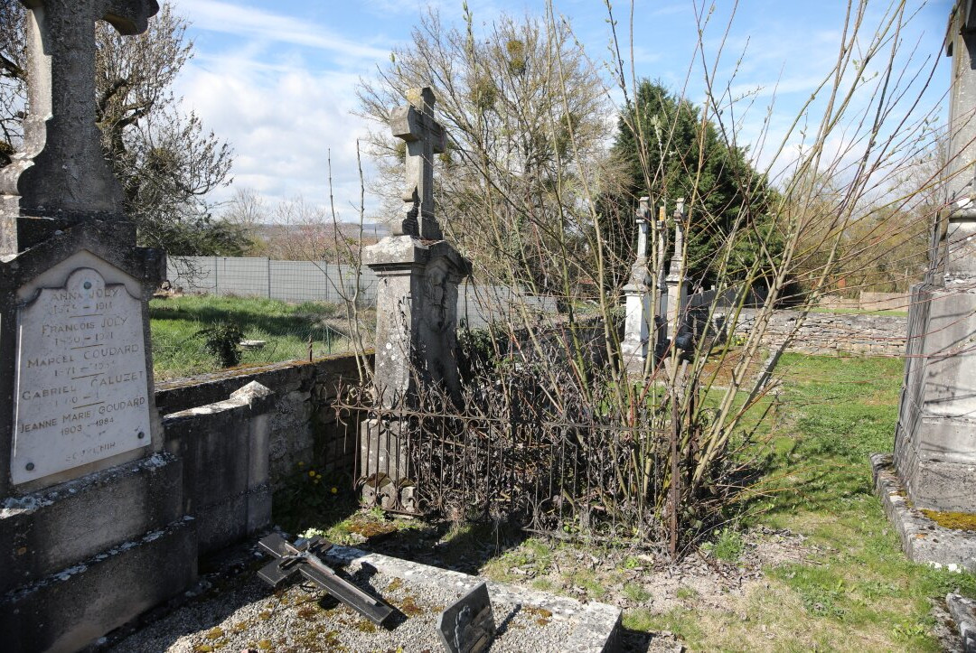 Cimetière de Chaudenay-Chaudenay必去景点