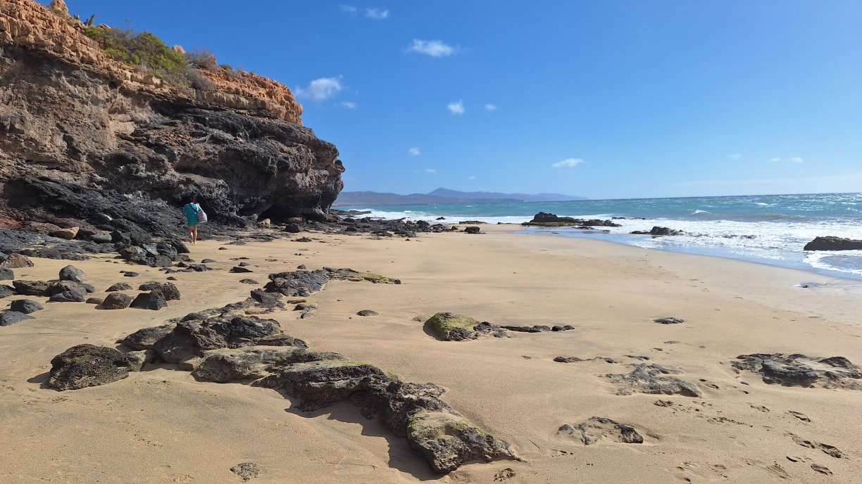 帕哈拉海滩R2酒店-官方