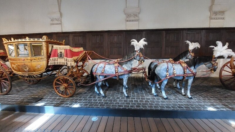 La Galerie des Carrosses-凡尔赛必去景点