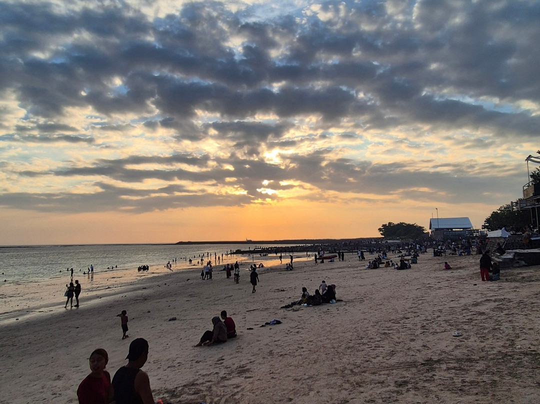 Kelan Beach-图班必去景点