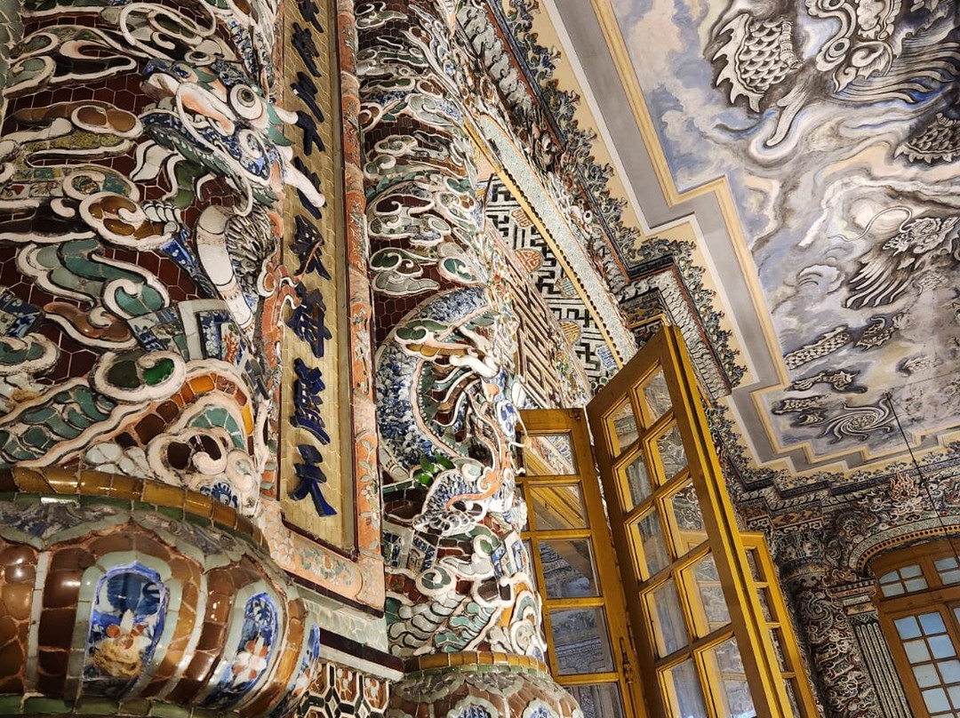 Imperial Tomb of Dong Khanh-顺化必去景点