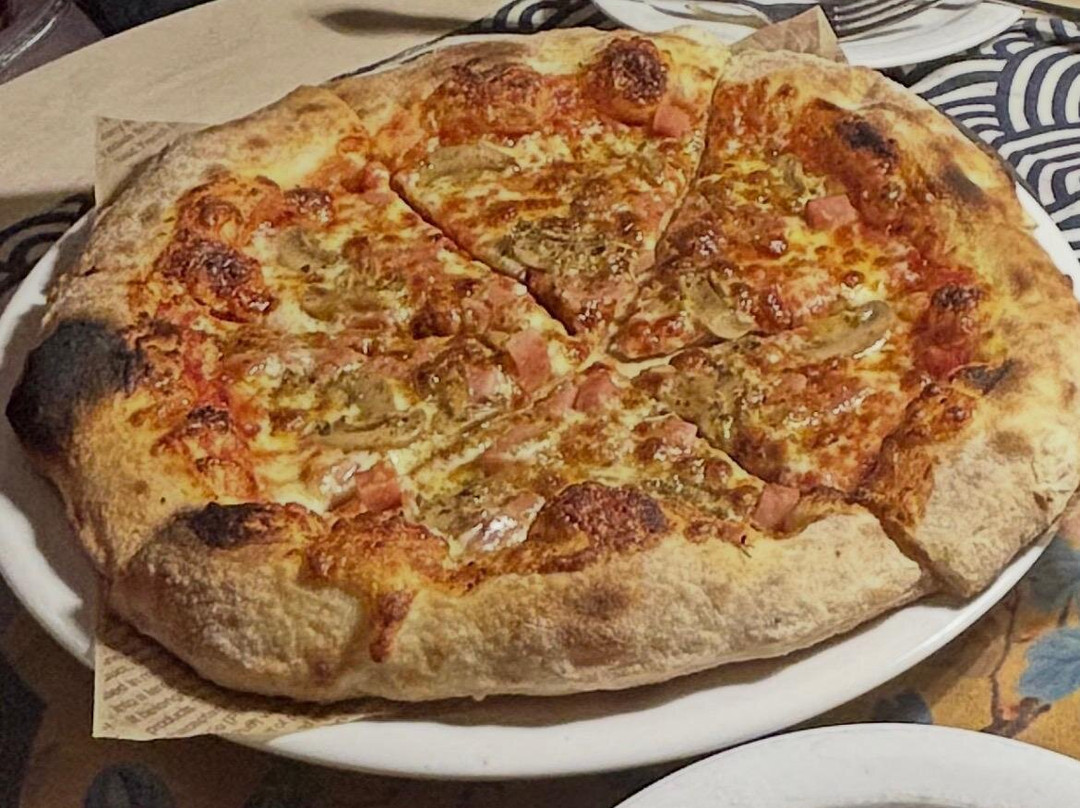 Amani Pizza