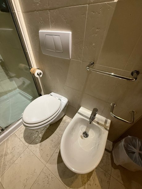 Hotel Real Fini Via Emilia-旅行者