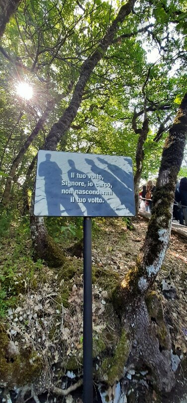 Scoglio della Preghiera-Cascia必去景点