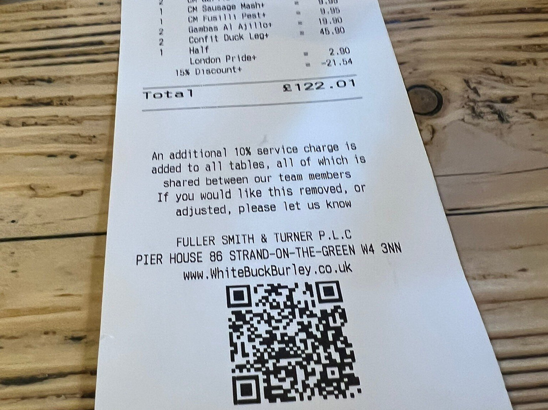 白色布克酒店主图