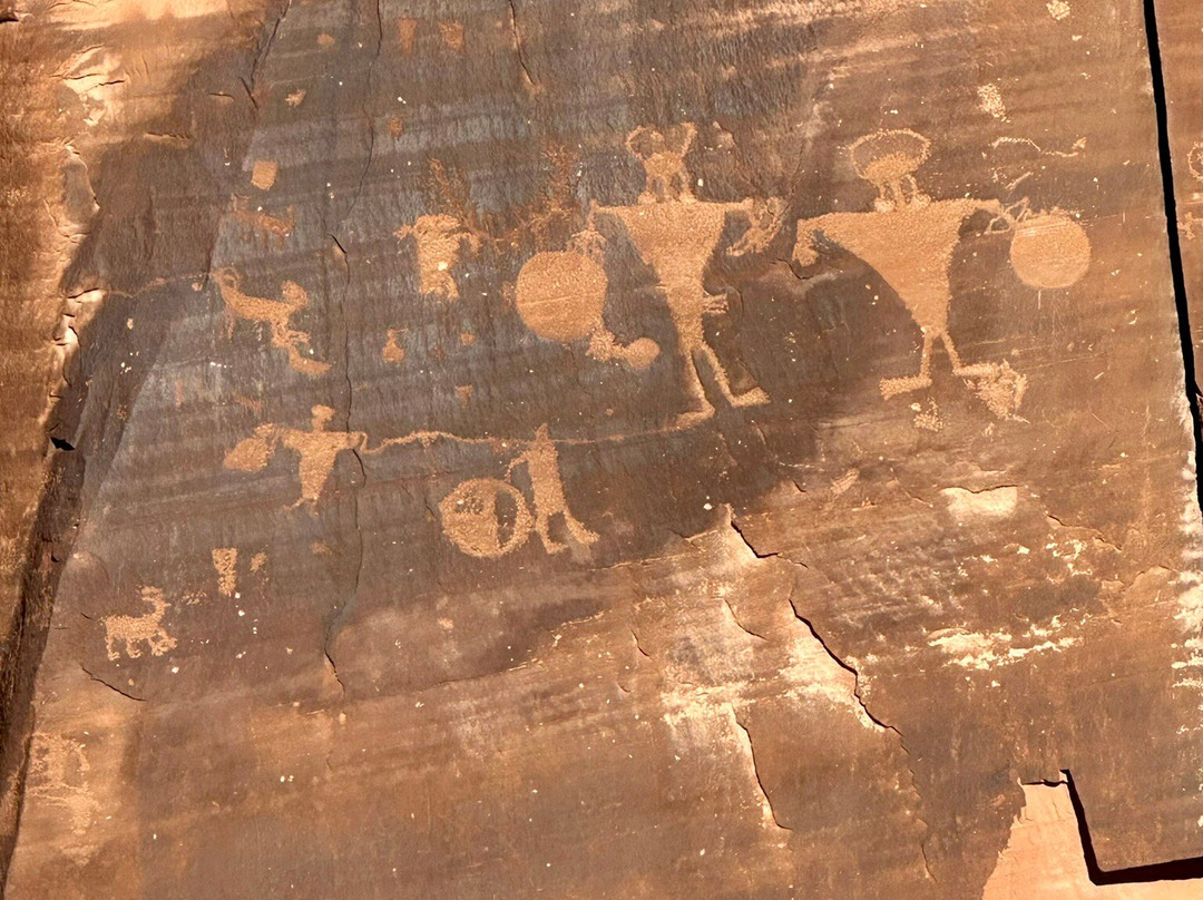 Newspaper Rock Recreation Site-Monticello必去景点