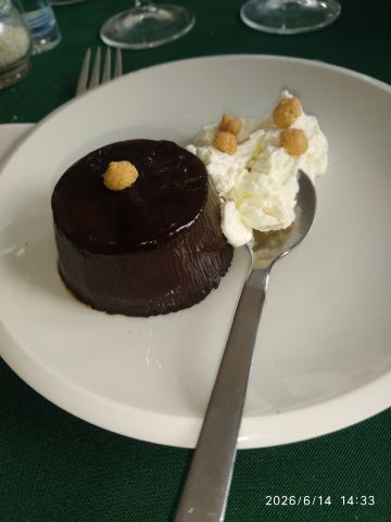 Hotel Ristorante Dell'Olmo-旅行者