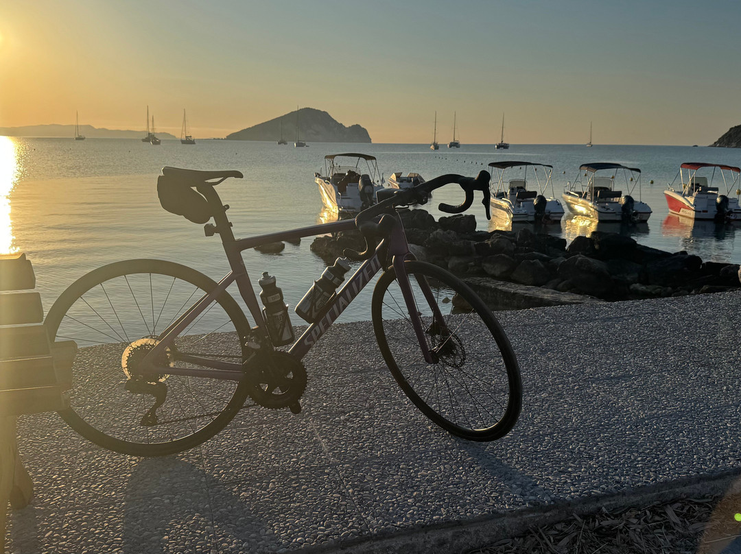 Cycling Center Zakynthos Podilatadiko-扎金索斯镇必去景点