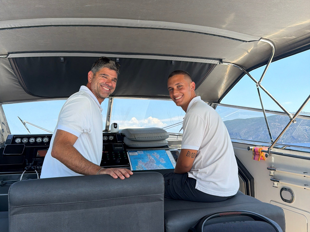 Private Yachting-凯法利尼亚岛必去景点
