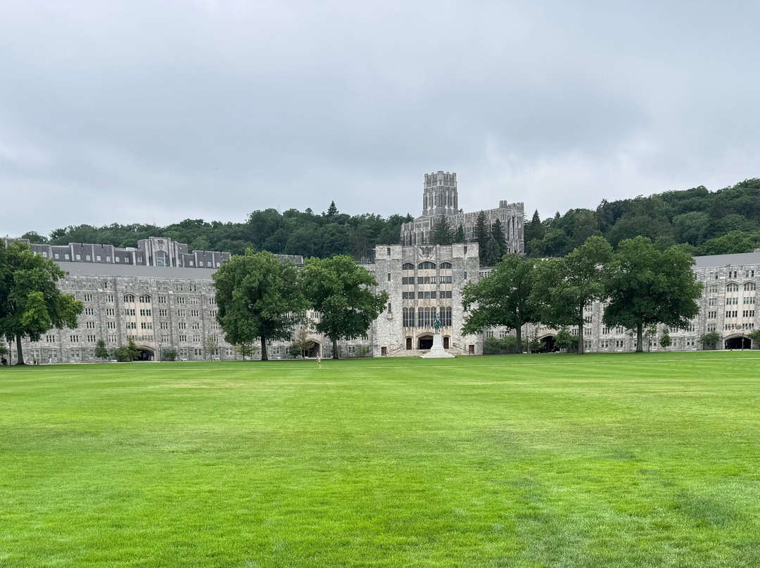 West Point Tours-海兰福尔斯必去景点
