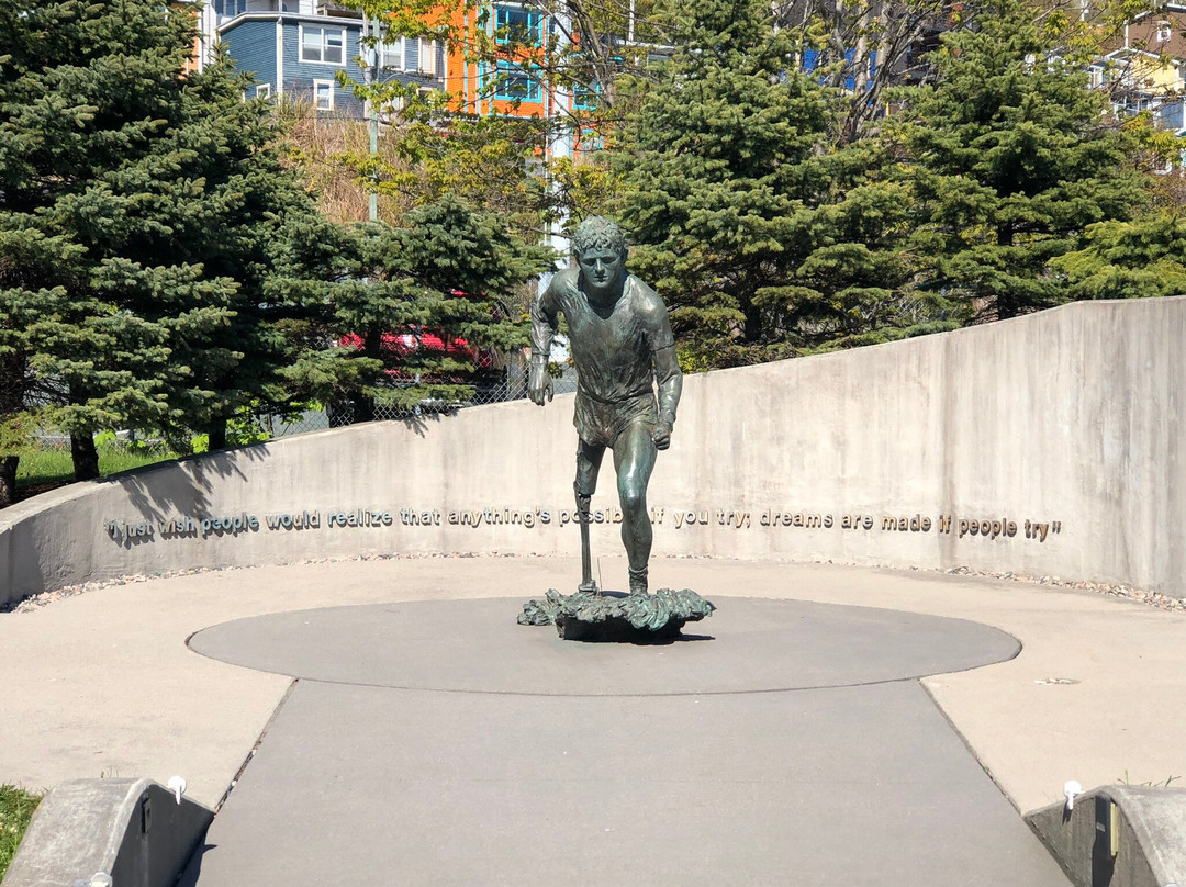 Terry Fox Monument-圣约翰必去景点