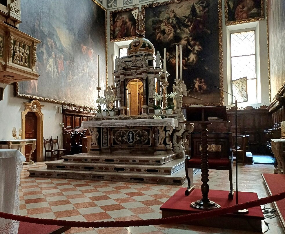 Duomo Di Santa Maria Maddalena-代森扎诺-德尔加达必去景点