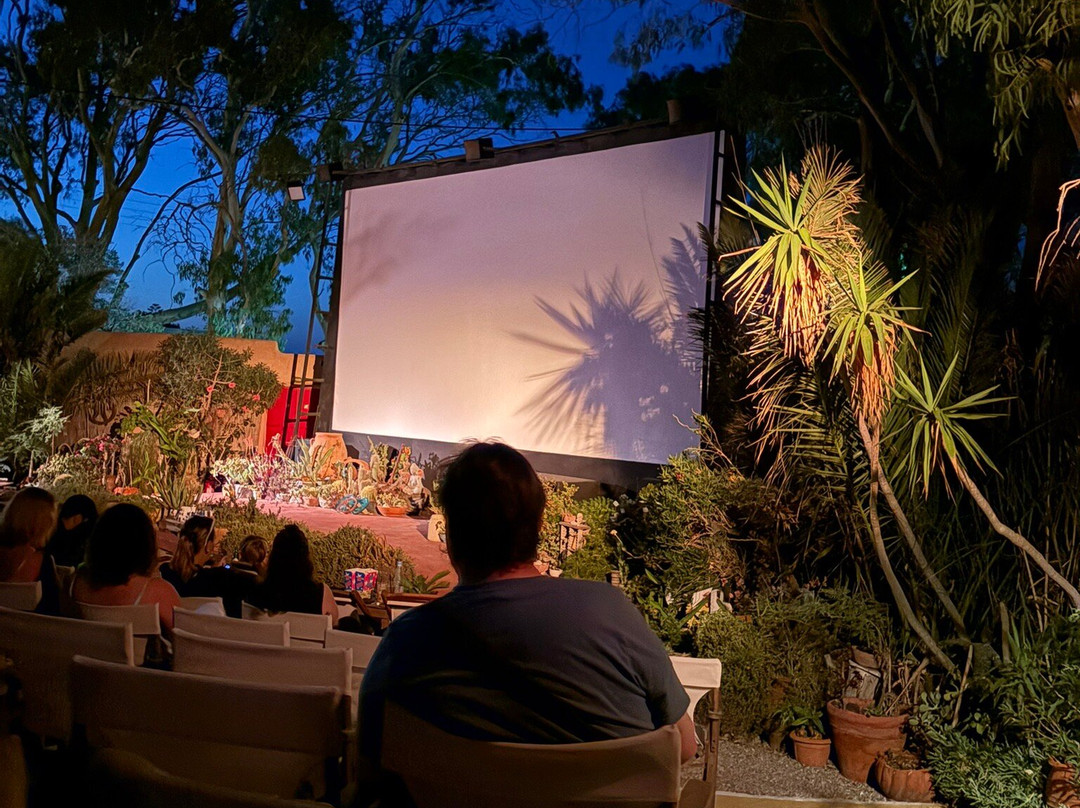 Open Air Cinema Kamari-卡马里必去景点