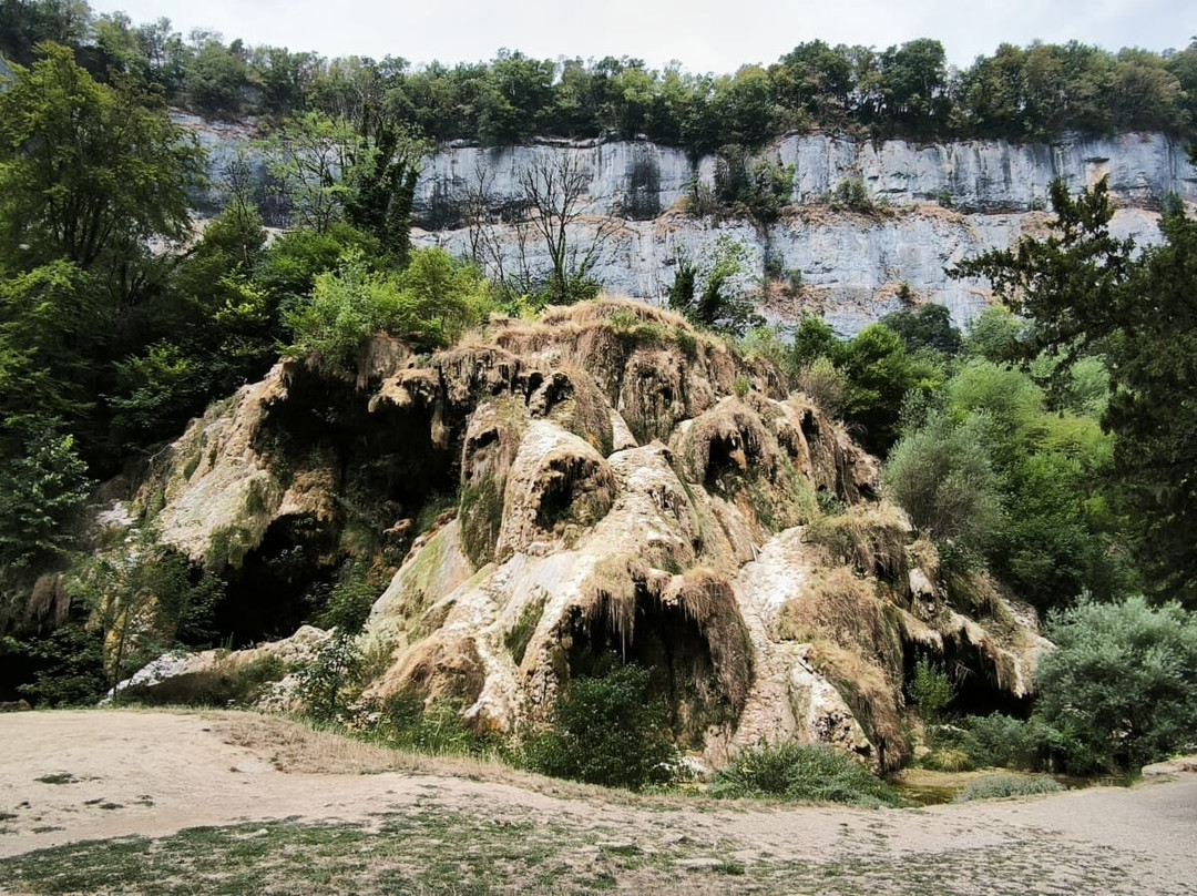 Cascade de Tufs-Baume-les-Messieurs必去景点