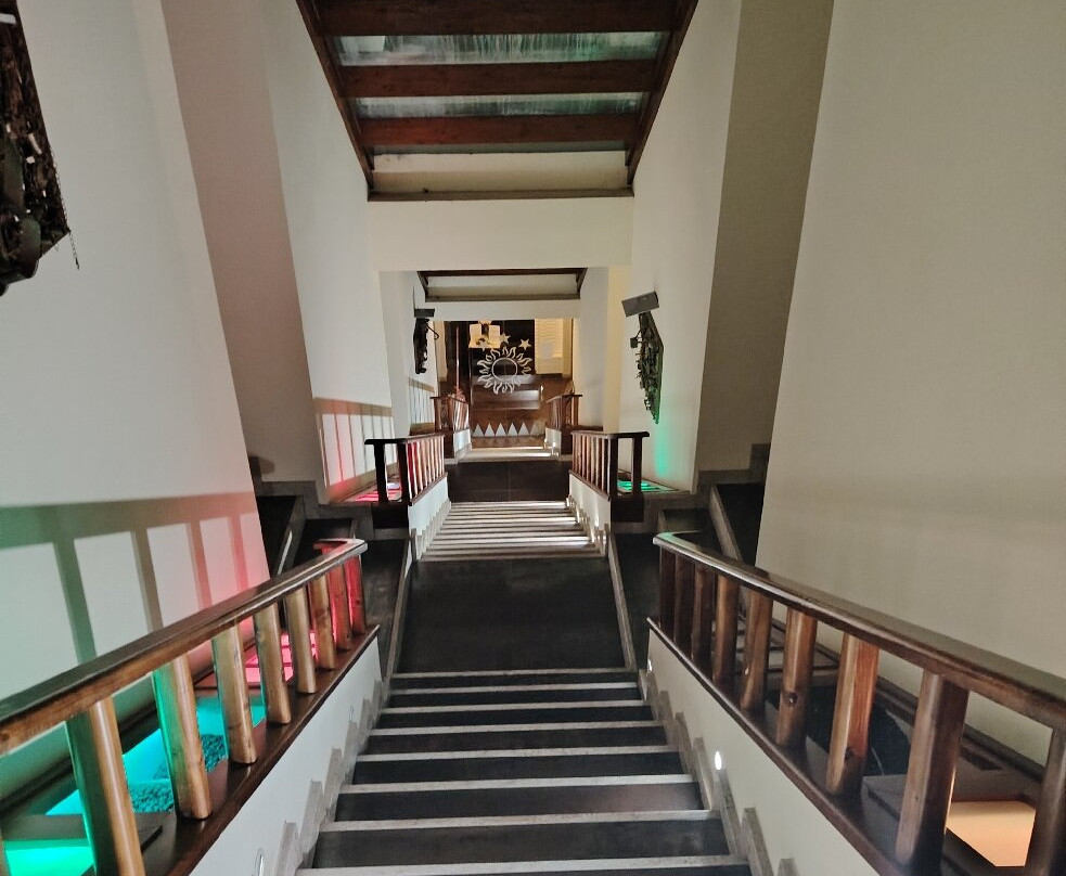 索拉纳斯酒店主图