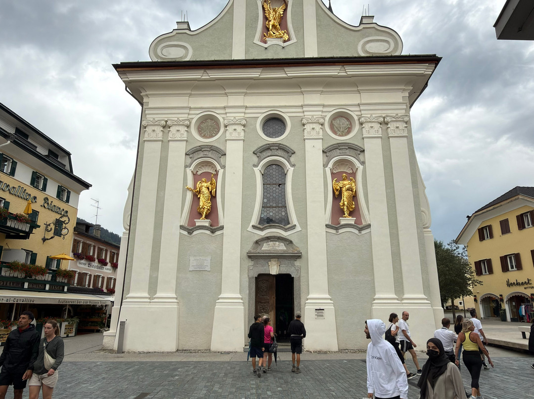 Parrocchia di San Michele Arcangelo-圣坎迪多必去景点