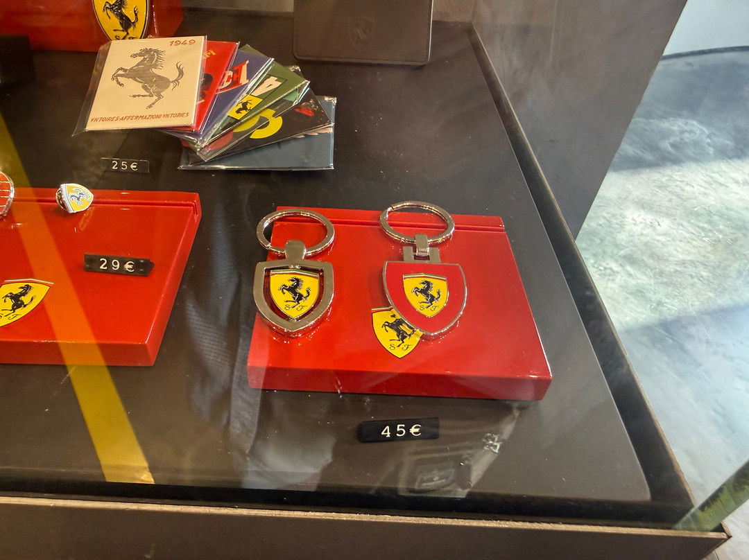 Ferrari Land-Vila Seca必去景点