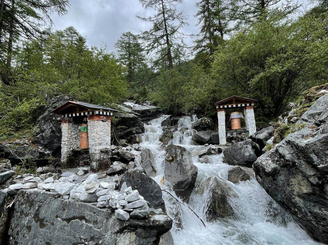 冲古寺-稻城县必去景点