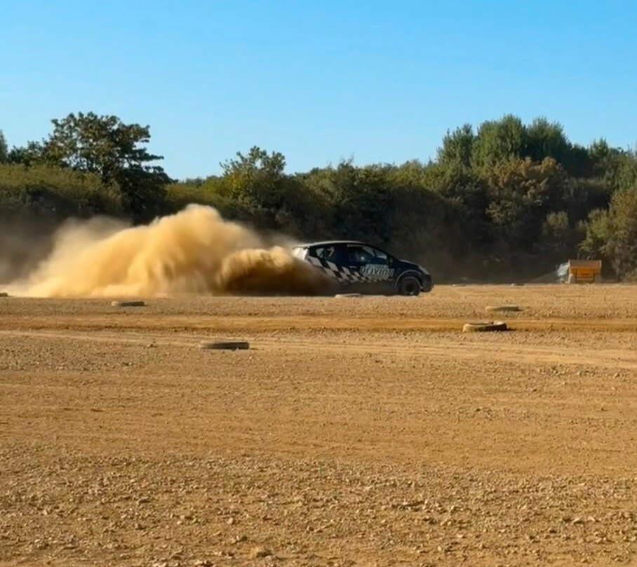 Cotswold Driving Experiences - Rally-Down Ampney必去景点