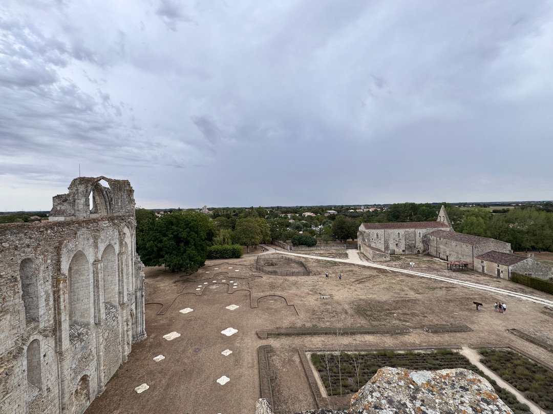Abbaye de Maillezais-Maillezais必去景点