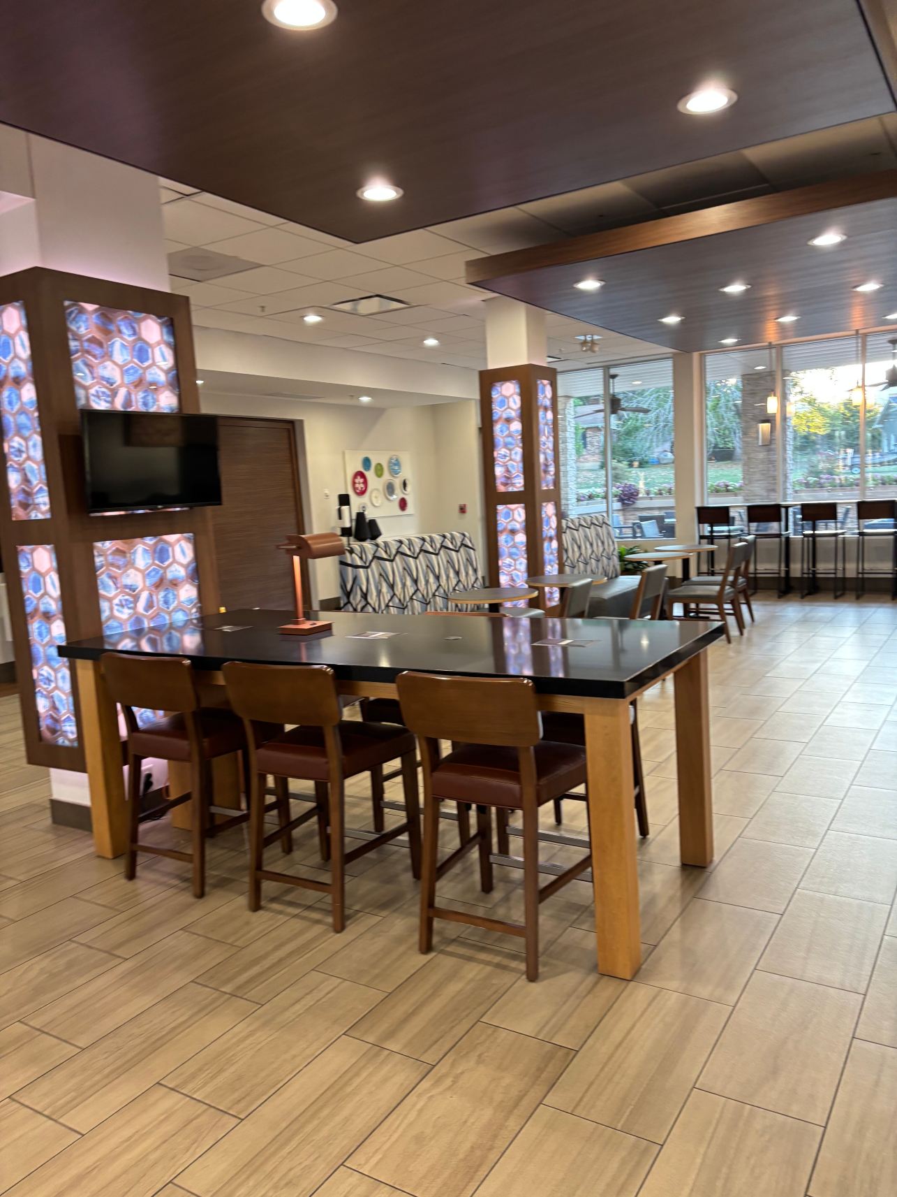 洲际酒店集团西平原西南智选假日酒店及套房-旅行者
