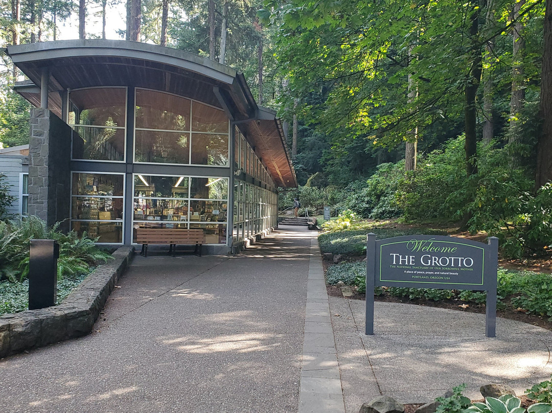 The Grotto - National Sanctuary of Our Sorrowful Mother-波特兰必去景点