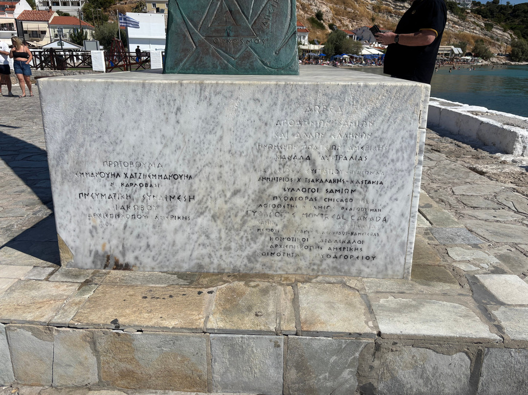 Pythagoras Statue-Pythagorion必去景点