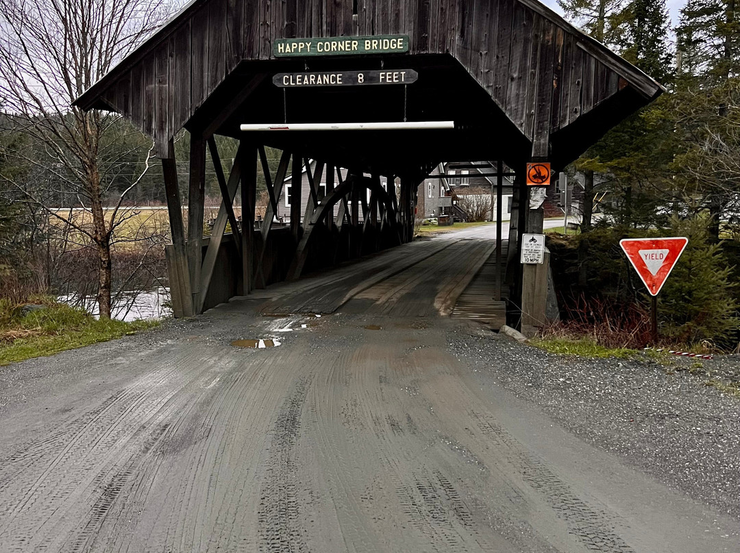 Happy Corner Covered Bridge-Pittsburg必去景点