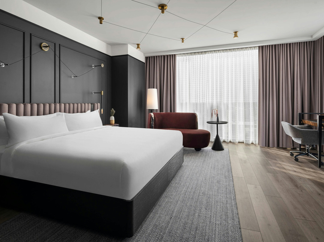 Elm Grove酒店住宿-Renaissance Milwaukee West Hotel