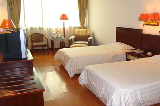 广州壹街叁號·海员宾馆（江南西昌岗地铁站店）主图