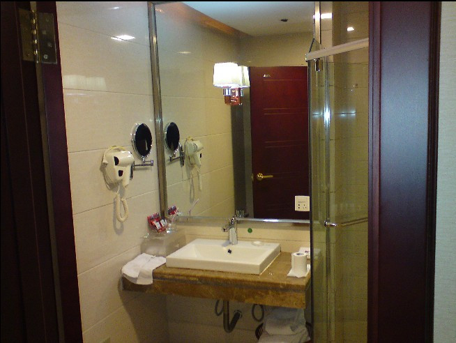 长城大酒店(岳阳东茅岭步行街店)