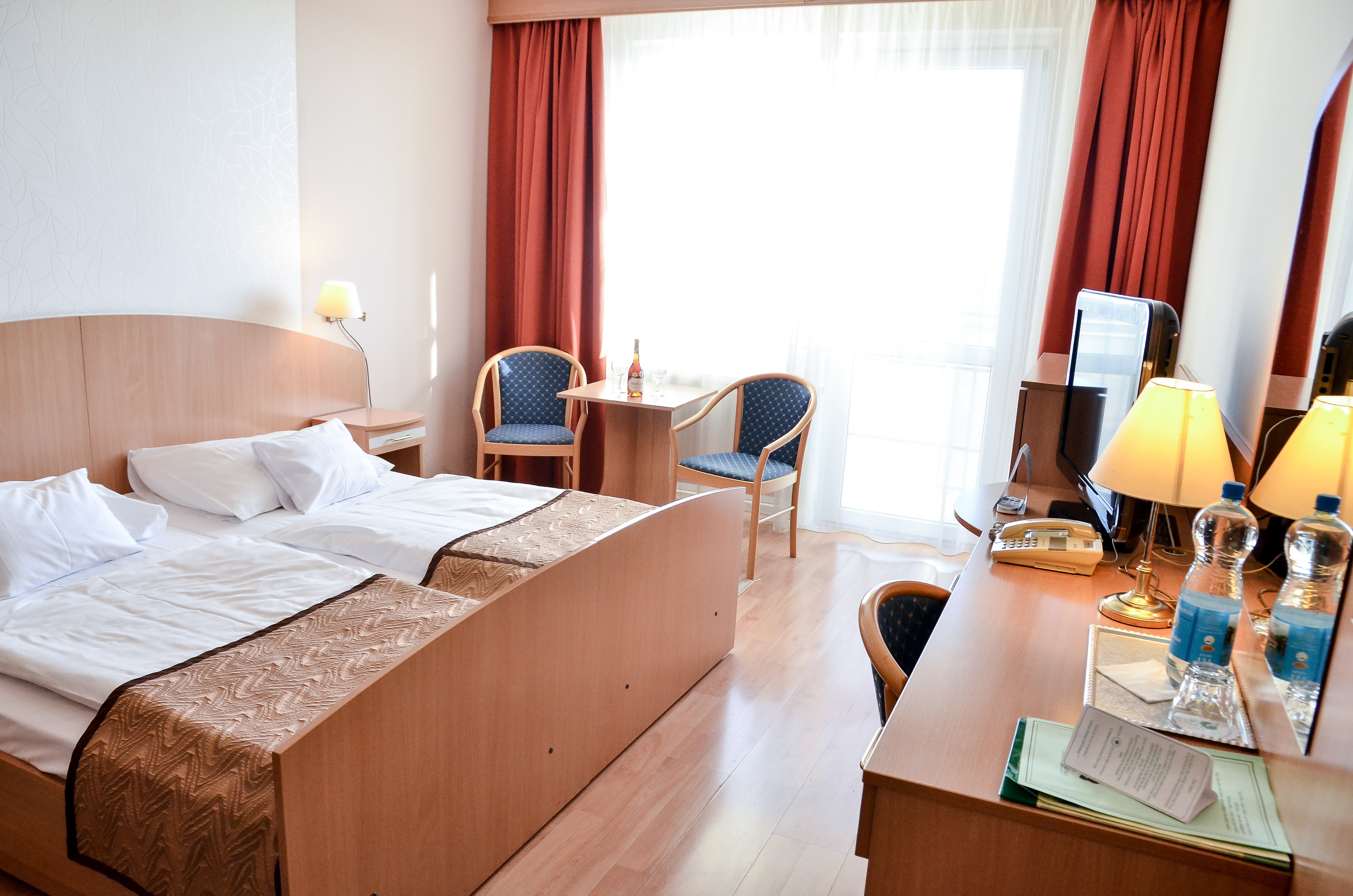 Hotel Barátság Hajdúszoboszló-官方