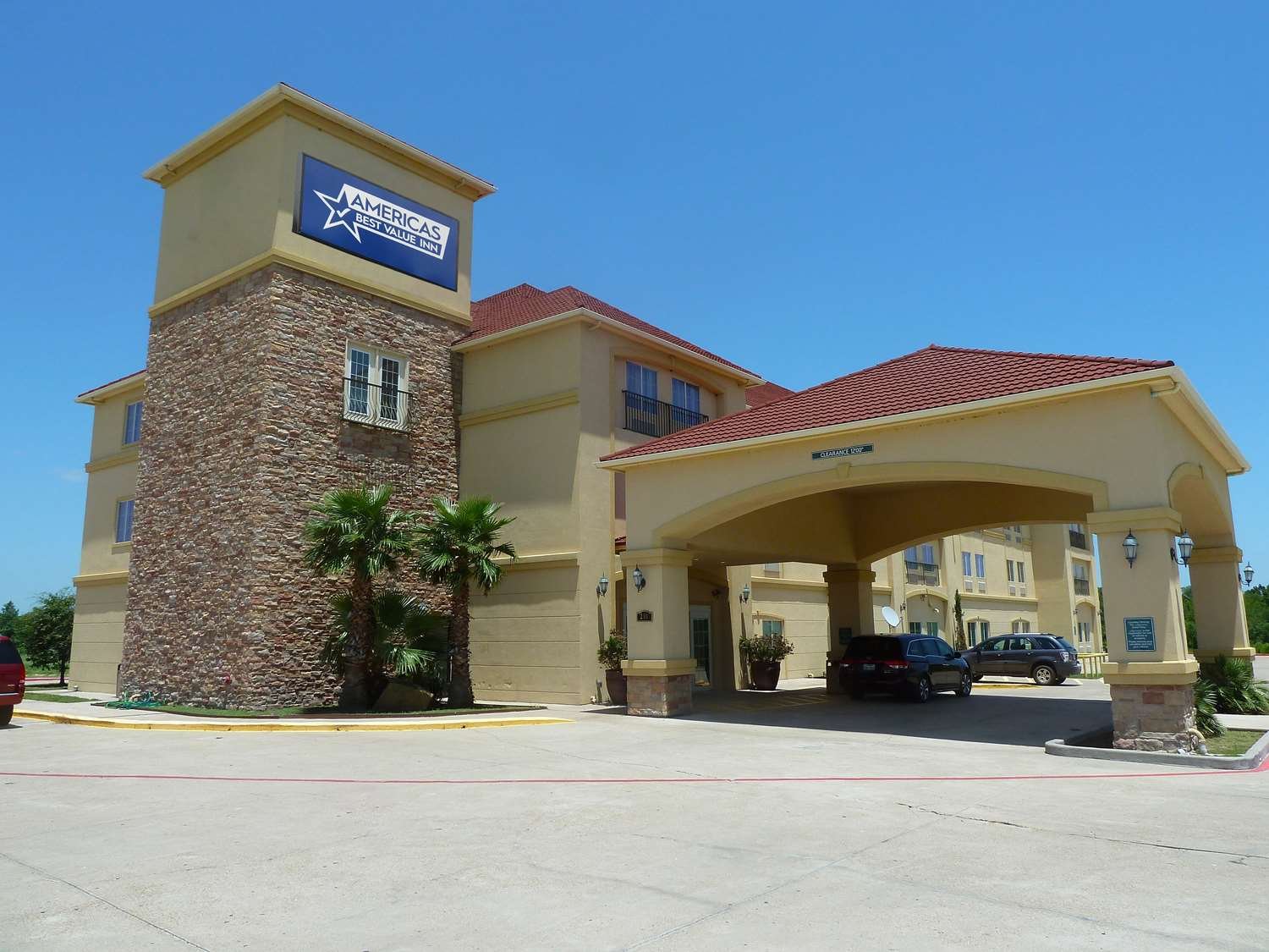 Americas Best Value Inn & Suites Gun Barrel City-官方