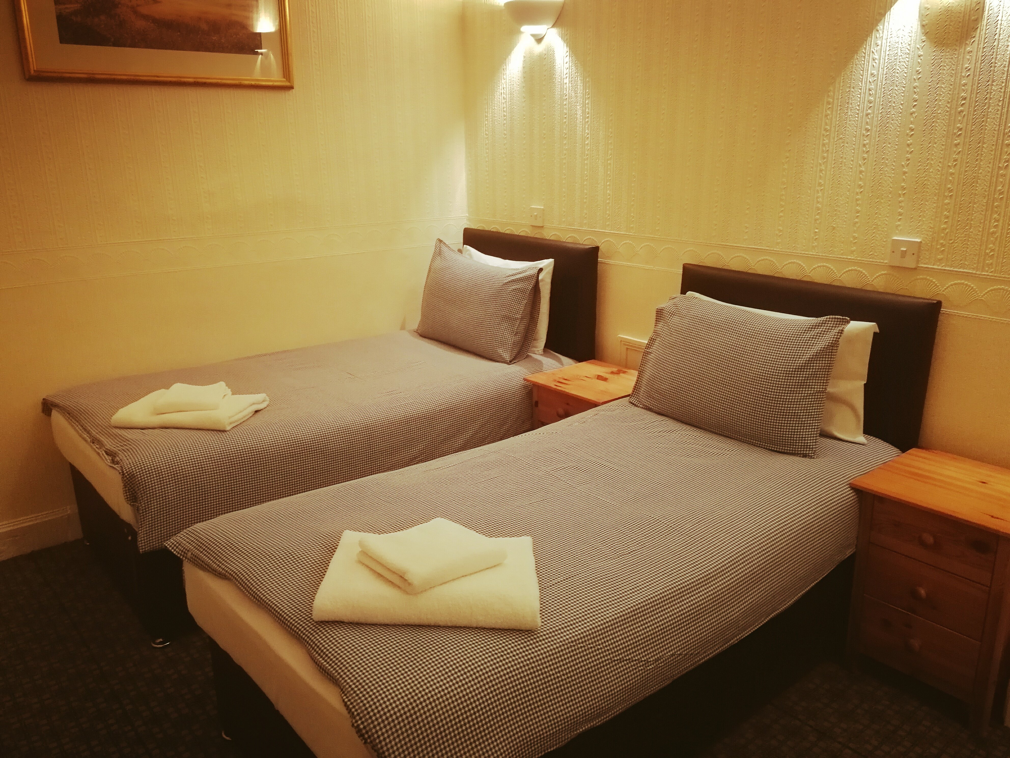 Victoria Hotel-官方