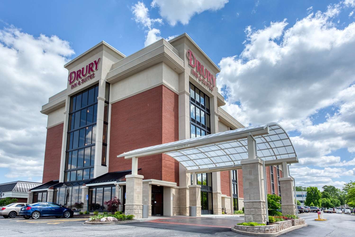 Drury Inn & Suites St. Louis Airport-官方
