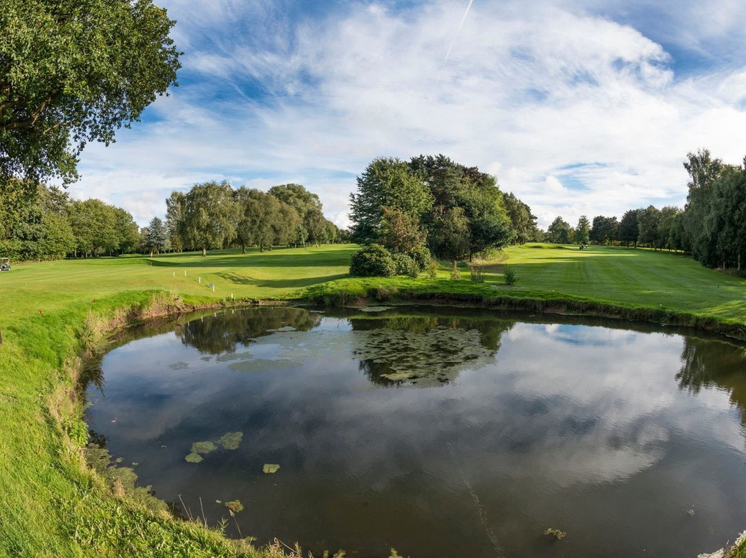 Oxley Park Golf club-沃尔夫汉普顿必去景点
