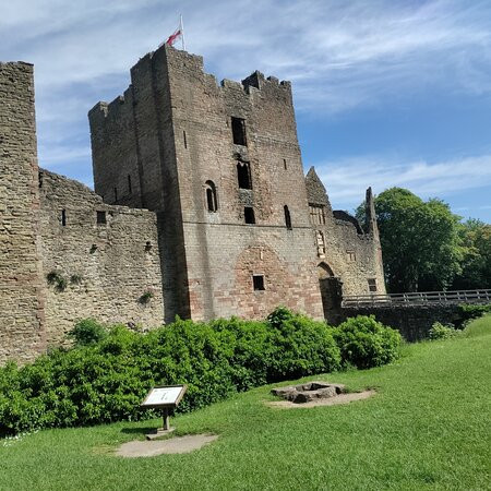 Ludlow Castle景点图片